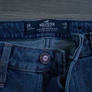 ripped hollister mom jeans